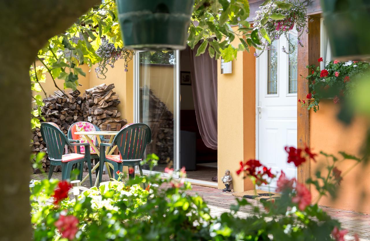 Gites De Charme Chez Christine Ottrott Esterno foto